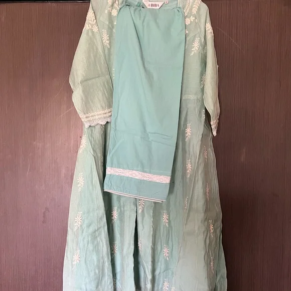 3 piece set Kurta/bottom/dupatta silk cotton ethnic wear light green Biba size:L - Picture 3 of 5